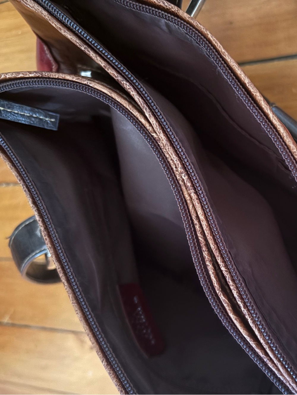 Burgundy & Dark Brown Two-Tone Leather Shoulder Bag with Silver Hardware - Picture 4 of 9